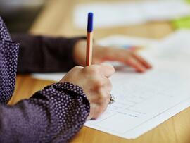 Bildung für Mitarbeiter:innen und externe Fachkräfte